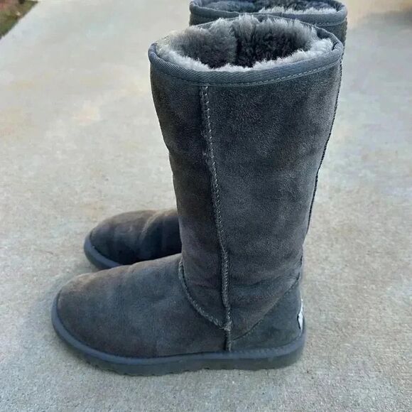 Ugg Classic Tall Boots - Picture 5 of 13